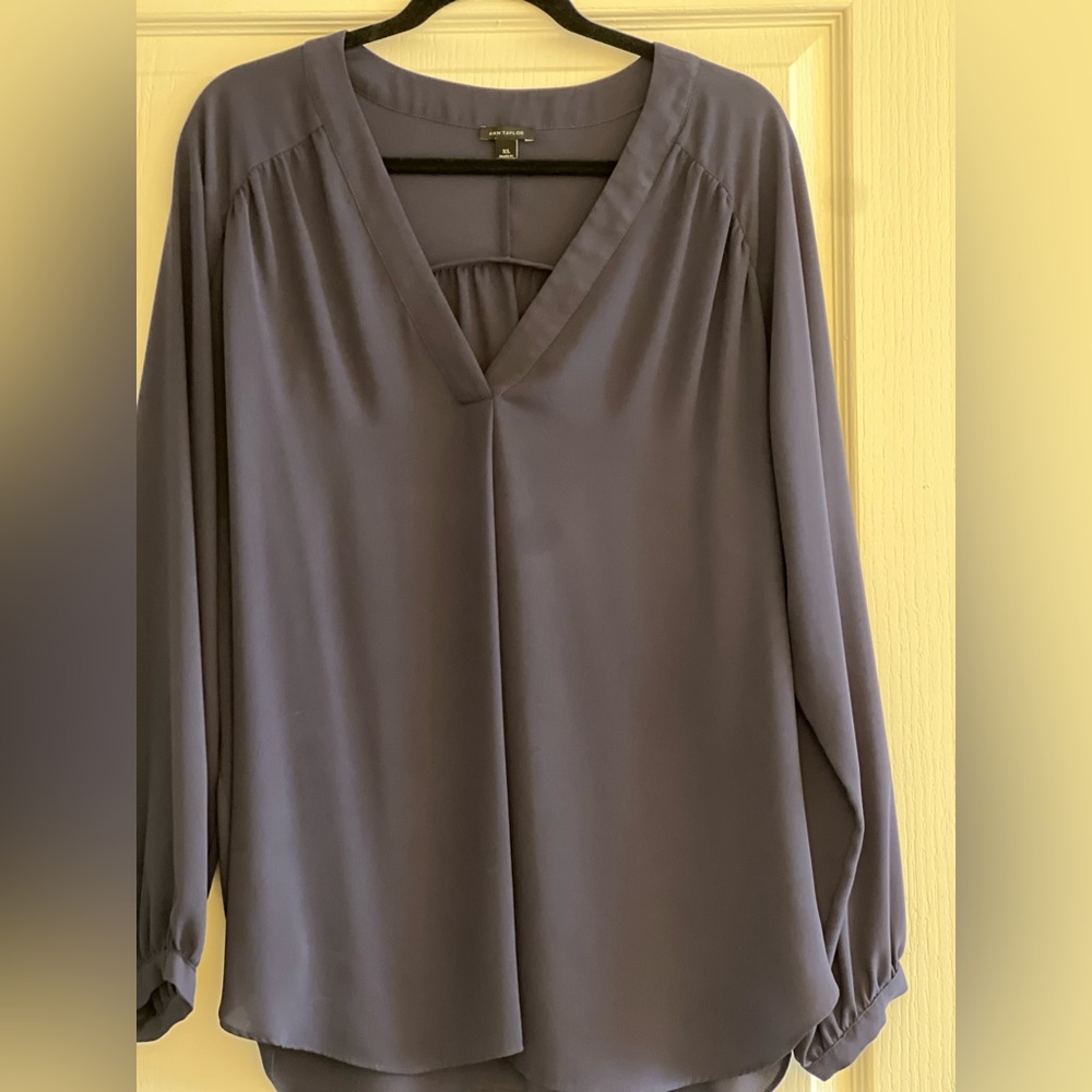 Ann Taylor - Size XL - Navy Blue - V Neck Blouse